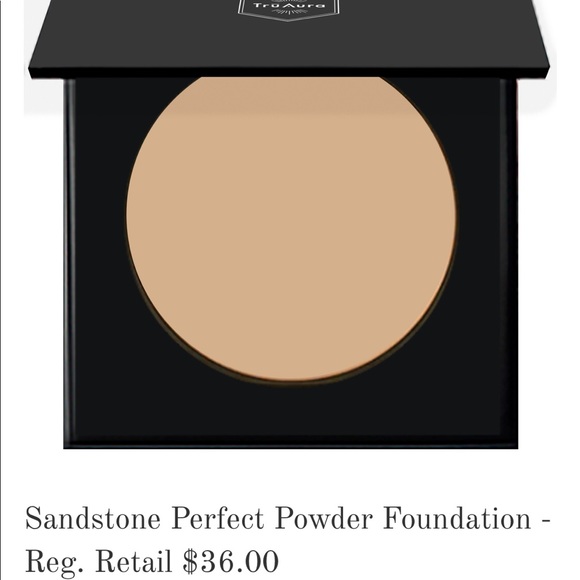 TruAura Perfect Powder Foundation - Picture 2 of 4